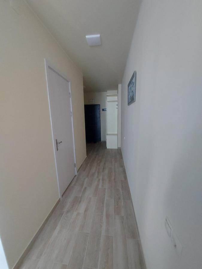 Andrew'S 2 Rooms Apartment In Batumi Ანდრიას 2 Ოთახიანი Აპარტამენტი Ბათუმში Exteriör bild